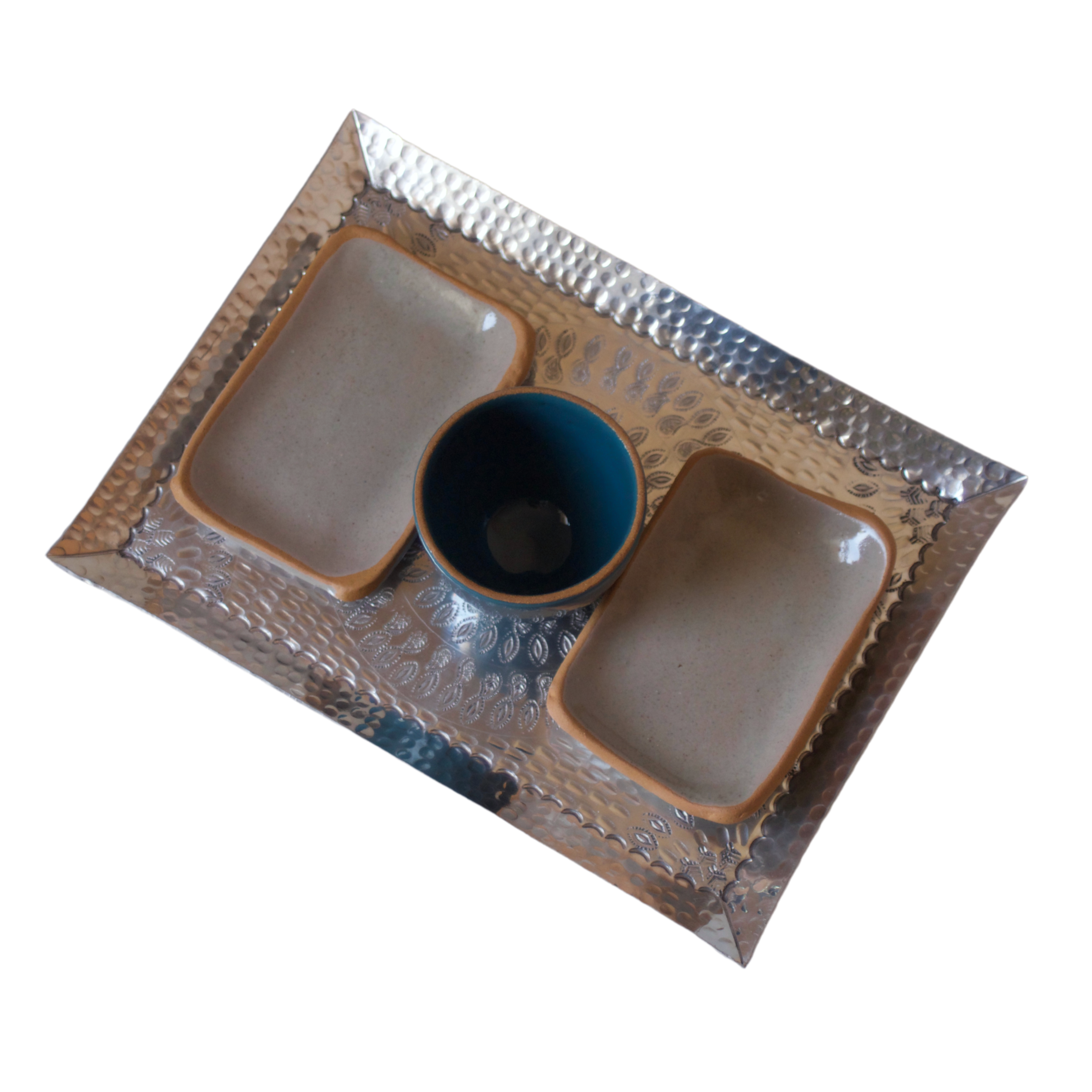 Platter Mania Spring Edition set with two stoneware platters, mini-bowl, aluminum tray, and plexiglass cover