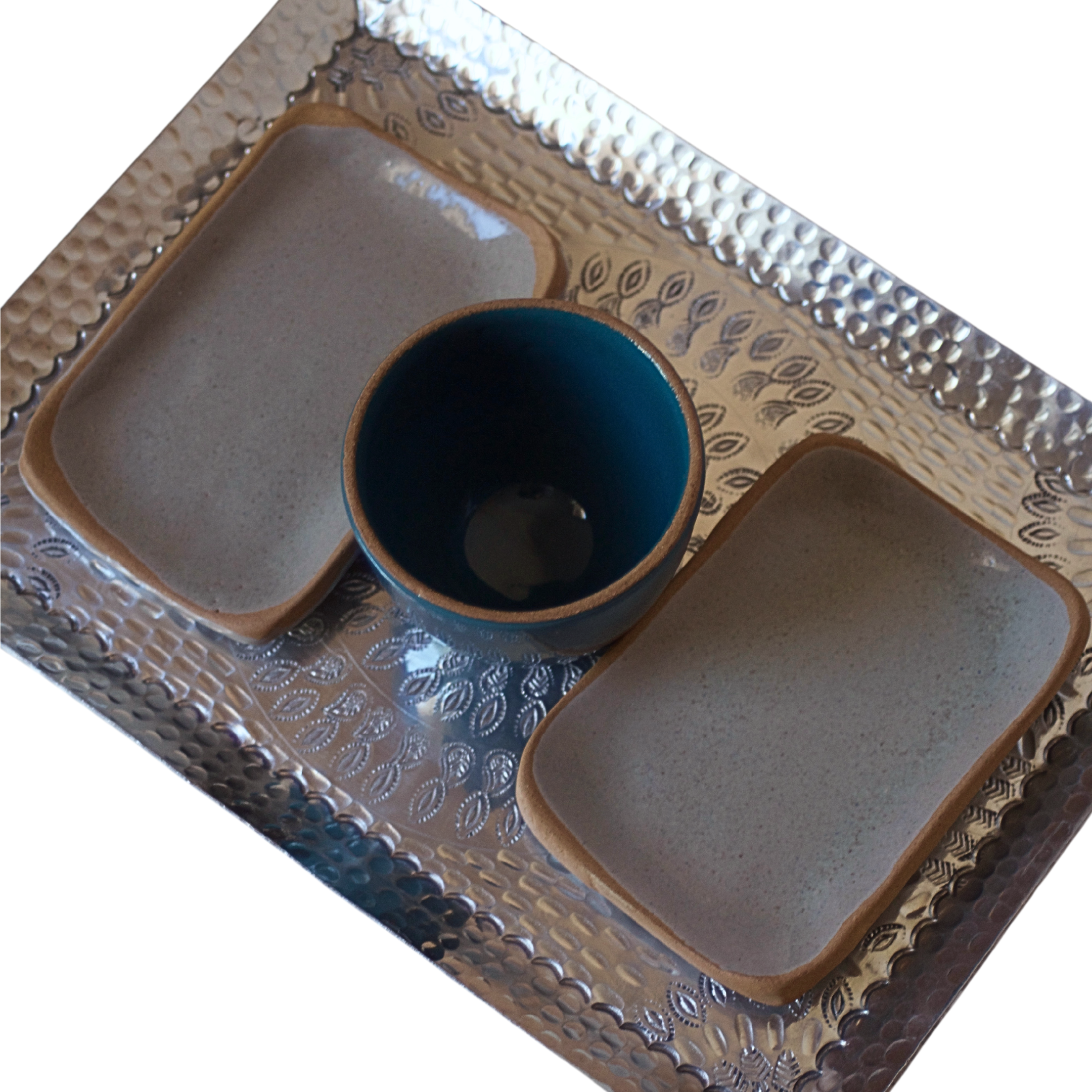 Platter Mania Spring Edition set with two stoneware platters, mini-bowl, aluminum tray, and plexiglass cover