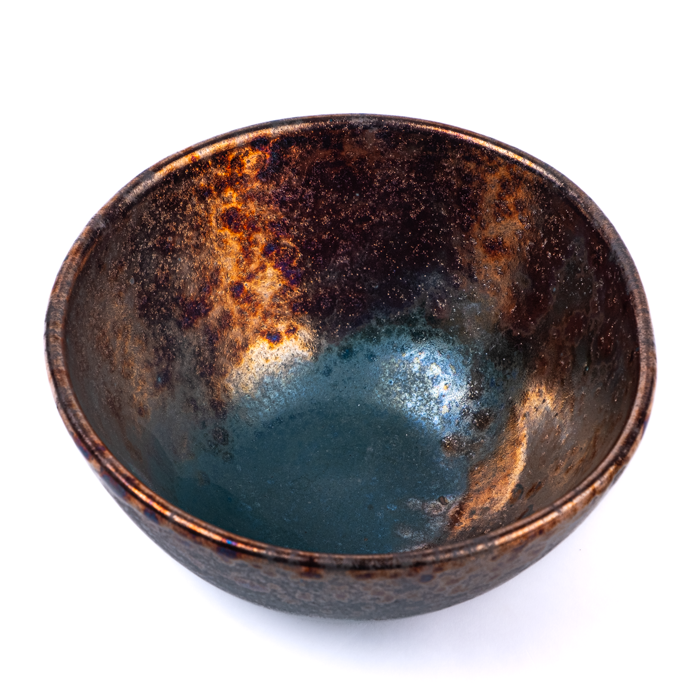 Small Bowl | Green Fusion
Handcrafted small stoneware bowl ideal for serving dips, sauces, or individual soups