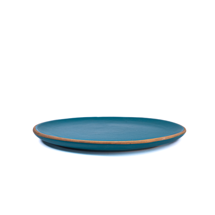 Medium Plate | Green Matte
Medium handcrafted stoneware plate with textured surface and artisanal design