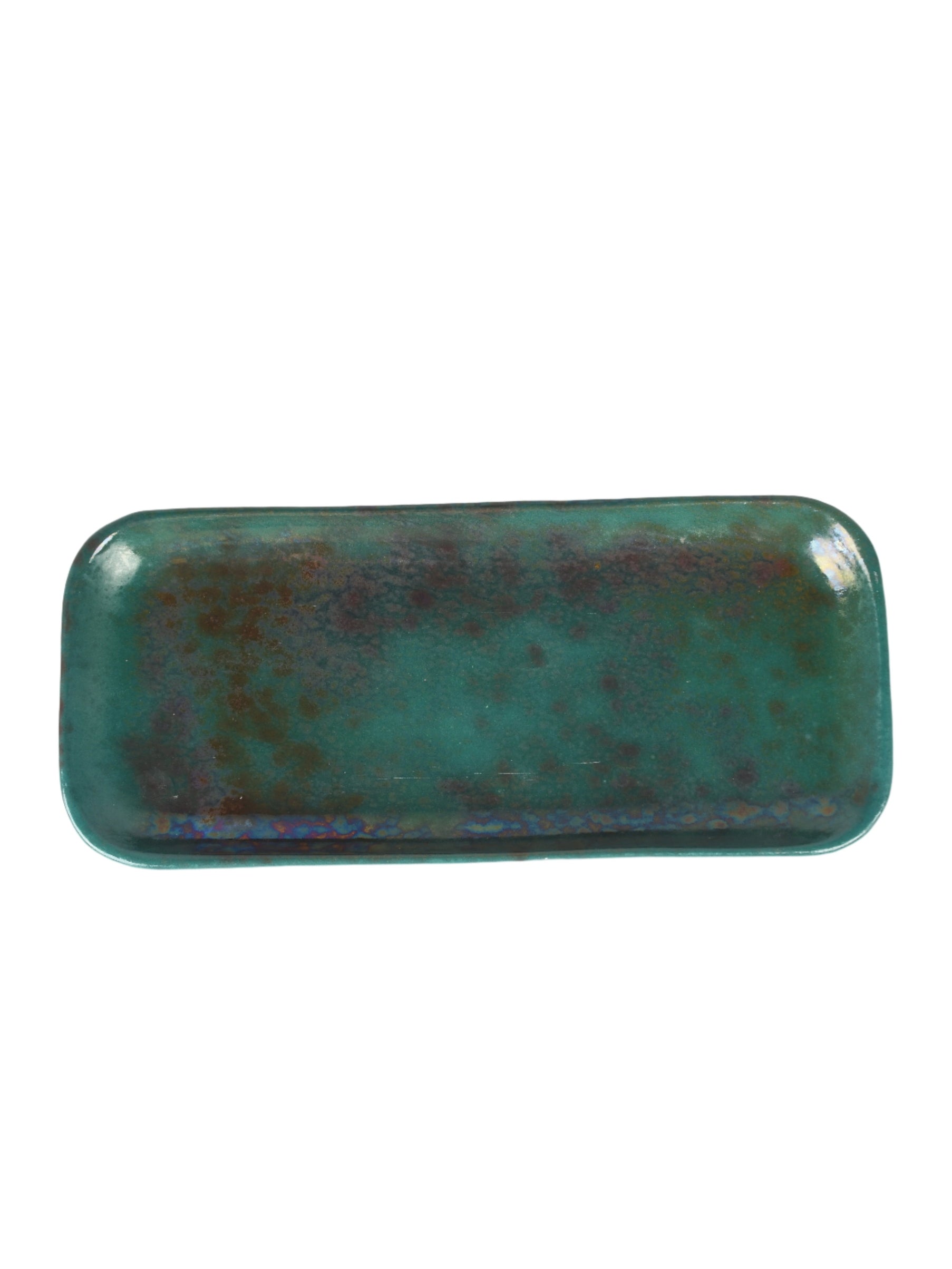 Rectangular Platter | Green Fusion
Rectangular Platter in Green Fusion with handcrafted stoneware and iridescent glaze, ideal for serving appetizers