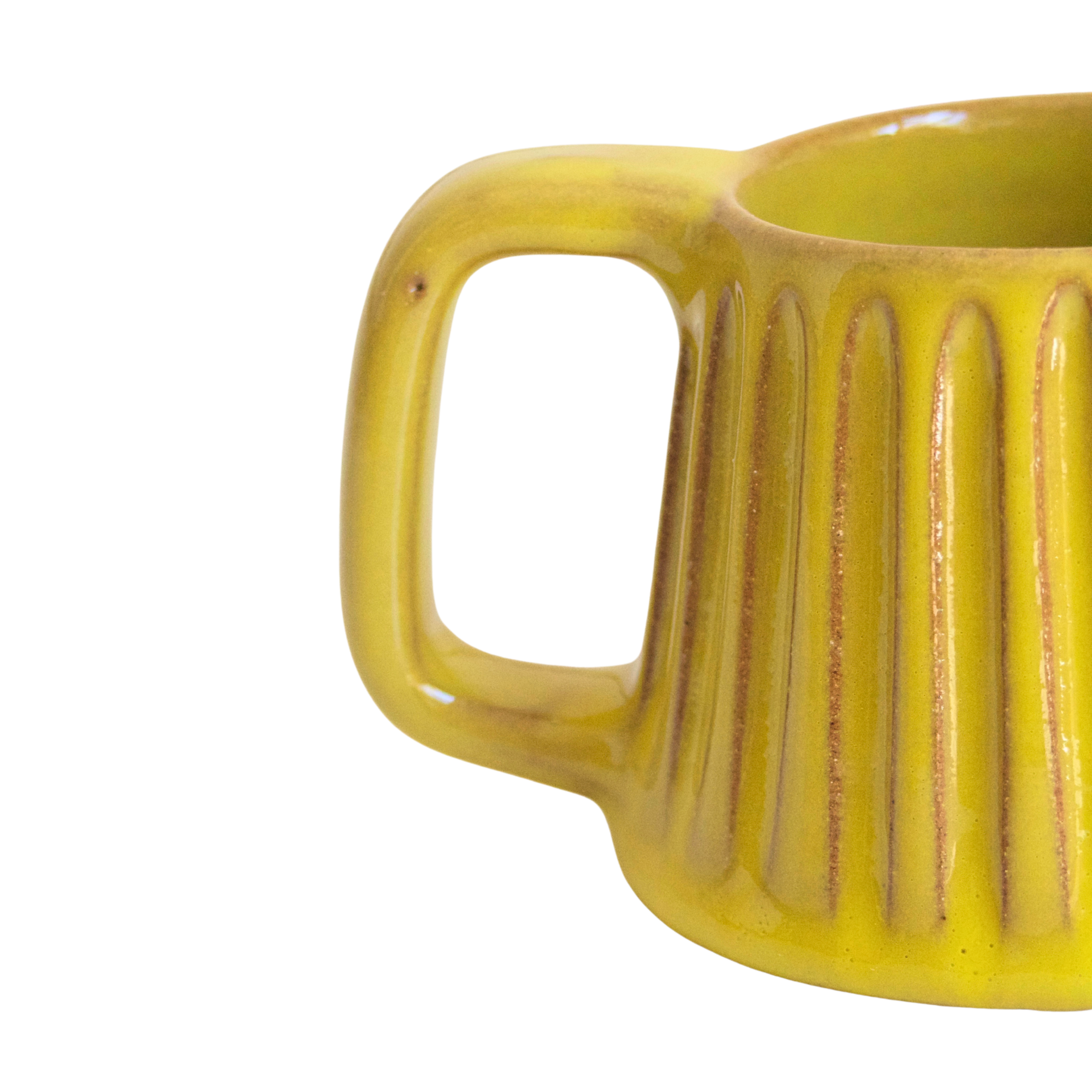 Made from ultra-soft polyester with a silky smooth inner lining, they’re built for all-day comfort—

whether you're diving in or just chilling poolside.

They feature functional side pockets, a comfortable net lining that won’t irritate or bunch, and a signature BROWNTOAST logo tag on the back. Lightweight, breathable, and easy to move in, these shorts are made to swim in, live in, and repeat all season long.