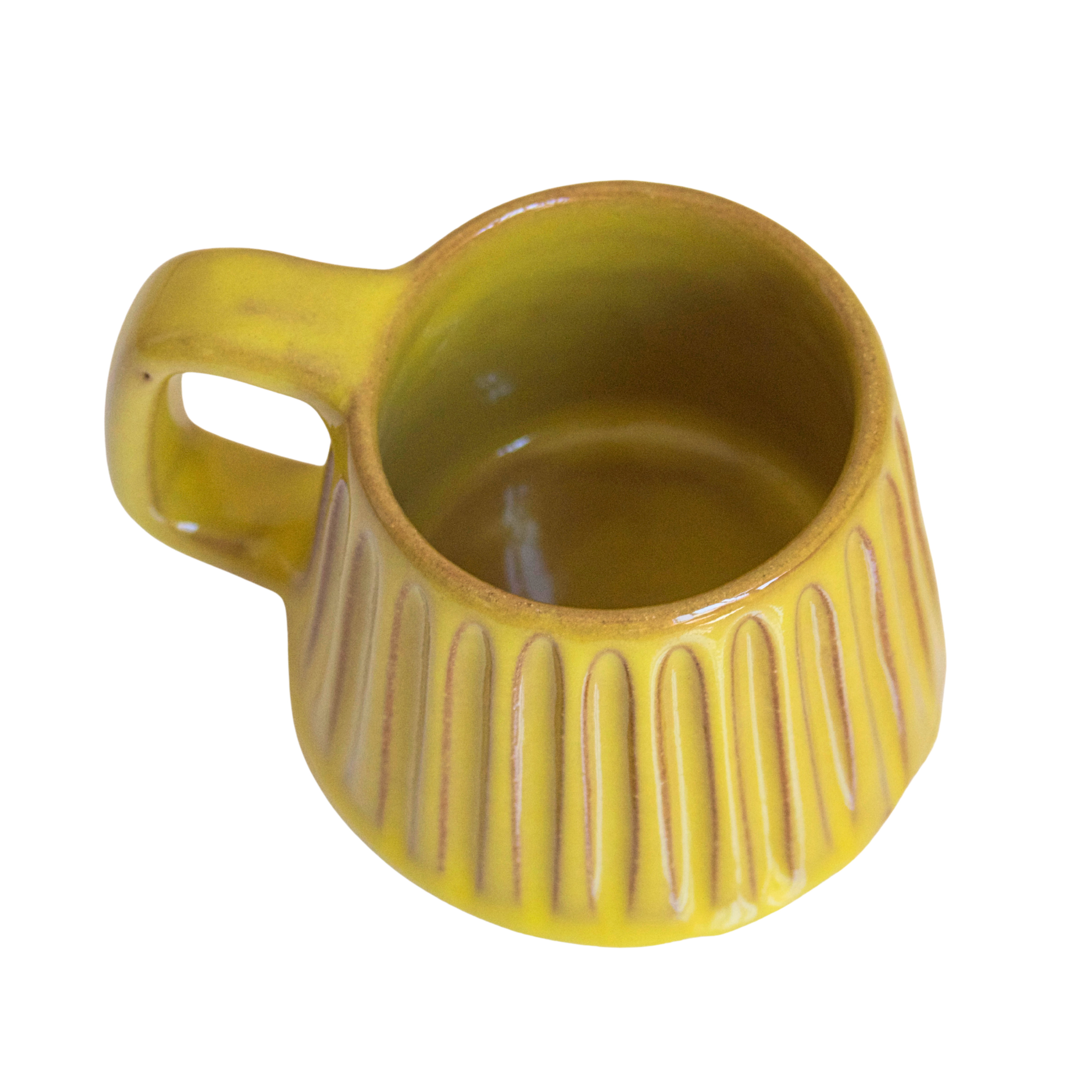 Made from ultra-soft polyester with a silky smooth inner lining, they’re built for all-day comfort—

whether you're diving in or just chilling poolside.

They feature functional side pockets, a comfortable net lining that won’t irritate or bunch, and a signature BROWNTOAST logo tag on the back. Lightweight, breathable, and easy to move in, these shorts are made to swim in, live in, and repeat all season long.