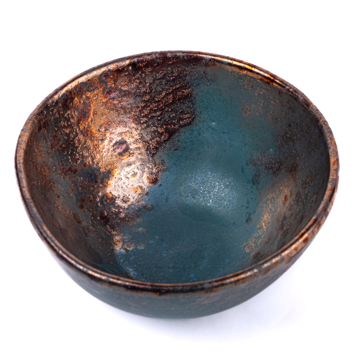 Small Bowl | Green Fusion
Handcrafted small stoneware bowl ideal for serving dips, sauces, or individual soups