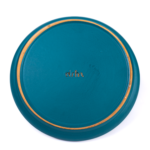 Small Plate | Green Matte
Handcrafted stoneware small plate with rustic texture, ideal for appetizers or desserts