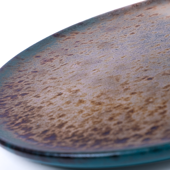 Artisanal ceramic large plate, ideal for main courses or appetizers