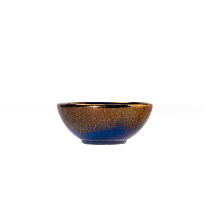 Small Bowl | Blue Fusion
Handcrafted small stoneware bowl ideal for serving dips, sauces, or individual soups