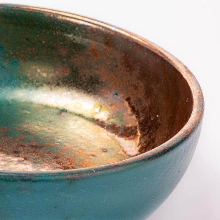 Salad Bowl | Green Fusion
Handcrafted stoneware salad bowl with textured surface and artisanal design