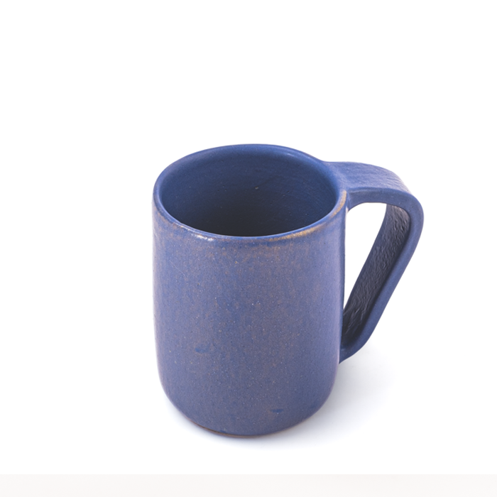 The Chic Mug | Blue Matte
Colorful ceramic Chic Mug designed for stylish sipping and mix-and-match table settings