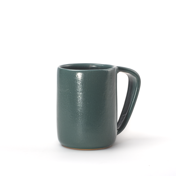 The Chic Mug | Green Matte
Colorful ceramic Chic Mug designed for stylish sipping and mix-and-match table settings