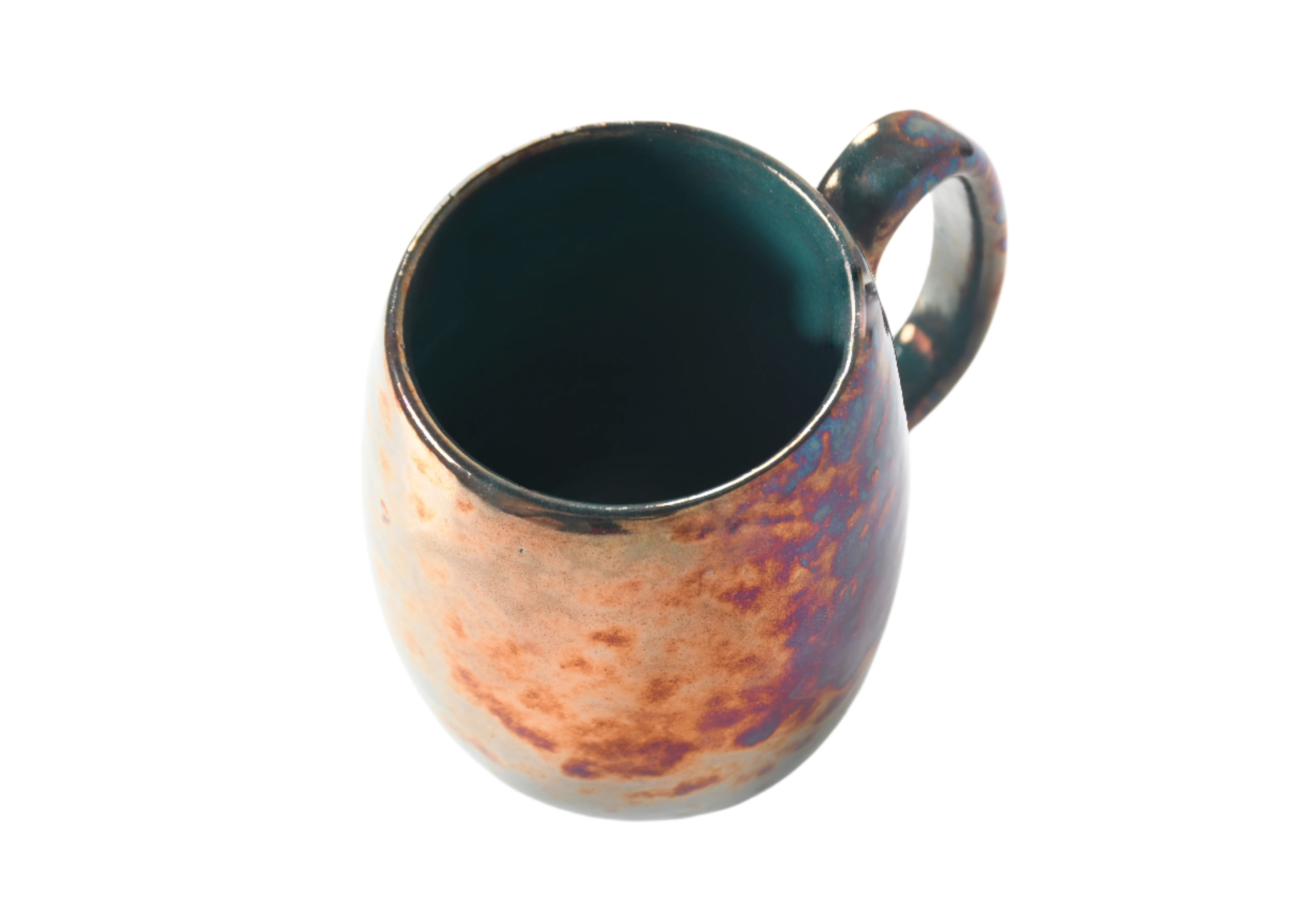 Vasa Mug | Green Fusion
Vasa Mug in Green Fusion with handcrafted stoneware and iridescent green glaze