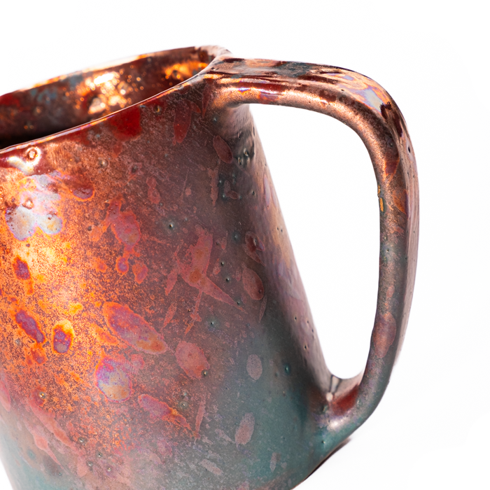 The Chic Mug | Green Fusion
Colorful ceramic Chic Mug designed for stylish sipping and mix-and-match table settings